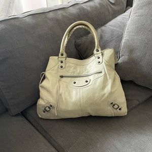 Brief Cream Leather Hobo Bag